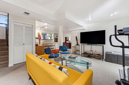 025-106-Starline-Ave