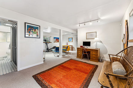 027-106-Starline-Ave