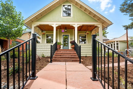 1-001-424-Concord-Ave