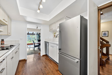 4935-Sundance-Square