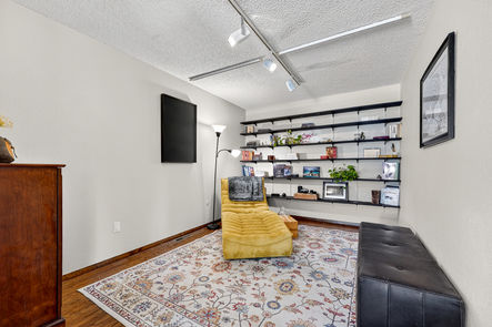 4935-Sundance-Square