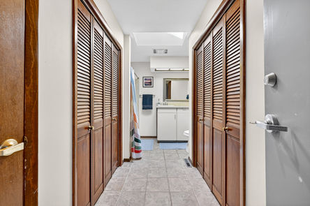 4935-Sundance-Square