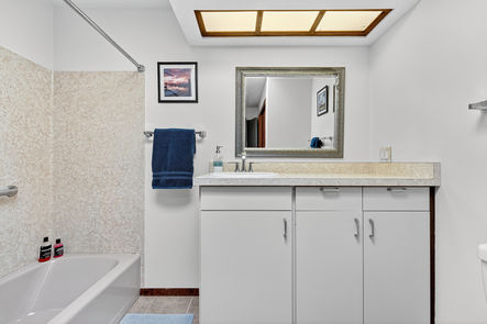 4935-Sundance-Square