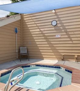 Powderhorn _ Hot Tub
