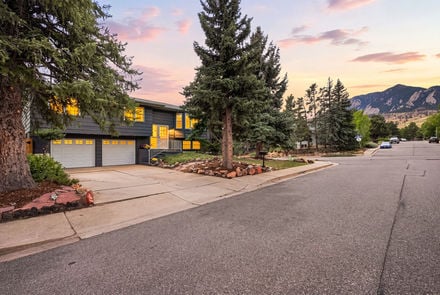 2-202-2295-Hillsdale-Cir