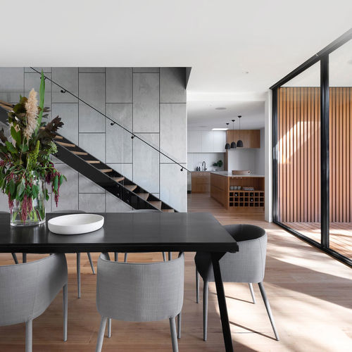 Who’s the best real estate team for move-up buyers in Castro Valley, CA?