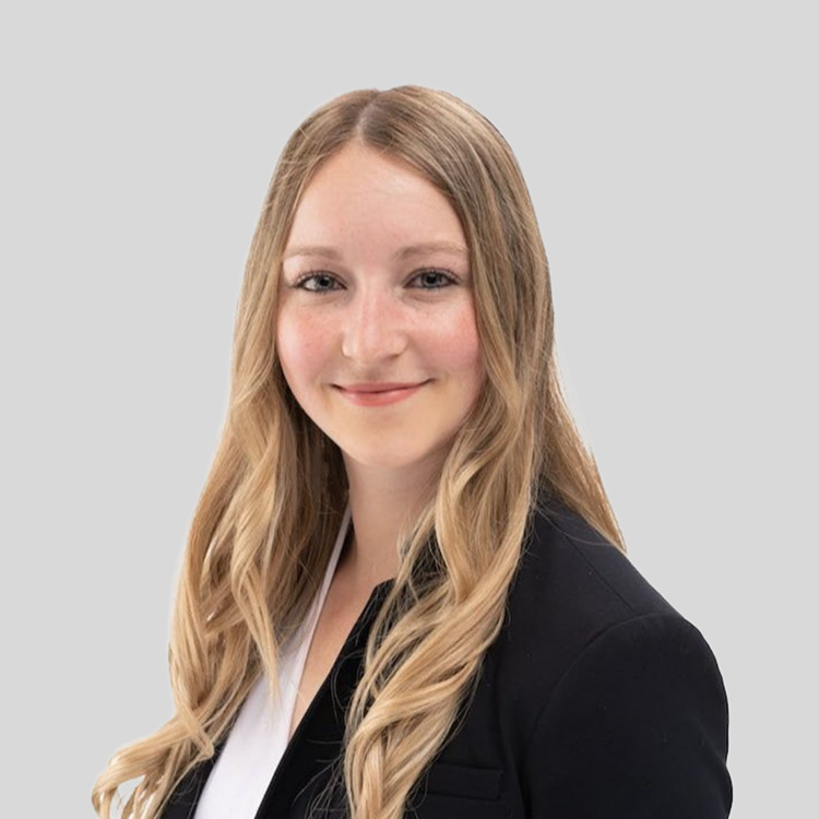 madeleine-james profile pic