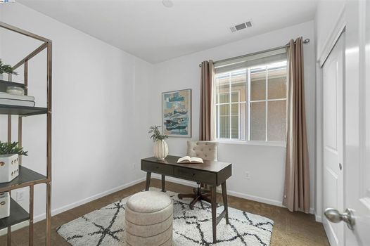 41112820-a5c58bfb-e97e-415f-998a-83b5b4d2eef5