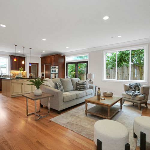 Who has the best staging and marketing when selling my home in Alameda County?