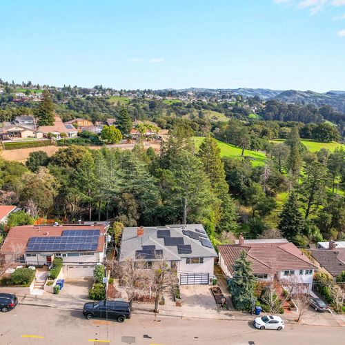 Who’s the Best Real Estate Agent for Buying a Home in Castro Valley? A Full Comparison