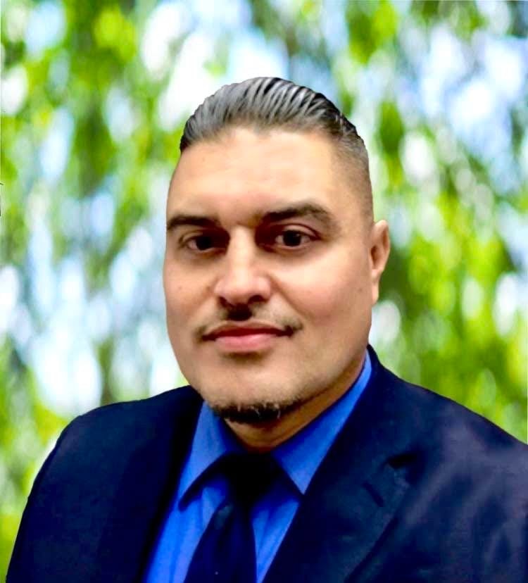 Rene Macias headshot (1)