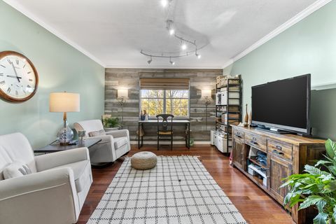 23-300 Woodland Trave17