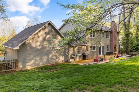 38-300 Woodland Trave31