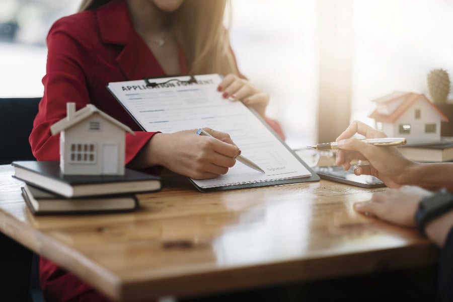 Skilled contract negotiation
