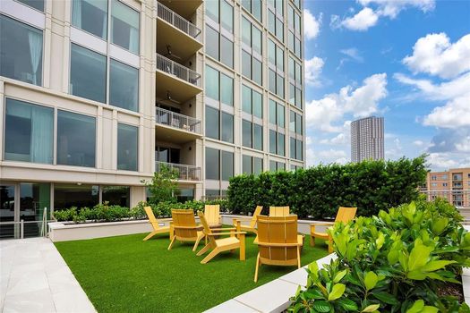 0fa045363f274436e645e838c43022fb-uncropped_scaled_within_1536_1152