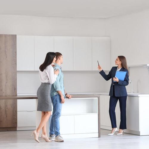Why It's Important To Work With A Realtor