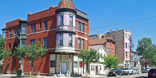 Three Reasons to Buy a Luxury Chicago Home …