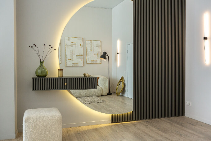 bright open-plan apartment in a modern design (small)