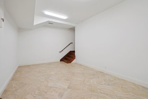 100-print-Via Colinita-L0507-074