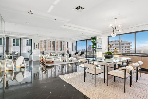 16-print-Wilshire Blvd-L2307-016