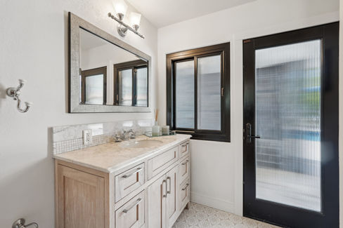 21-print-Via Victoria-0306-019