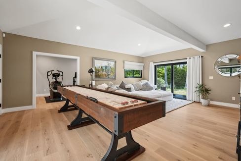 26-print-Via Victoria-0306-024