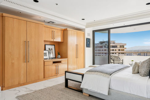 26-print-Wilshire Blvd-L2307-026