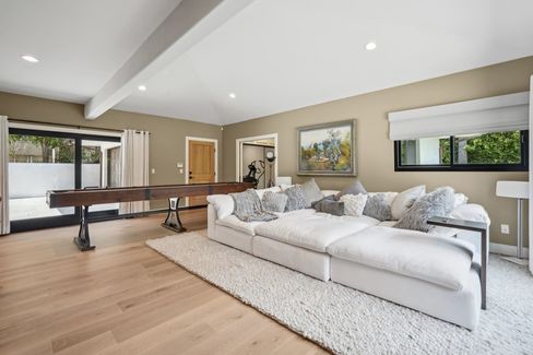 27-print-Via Victoria-0306-025