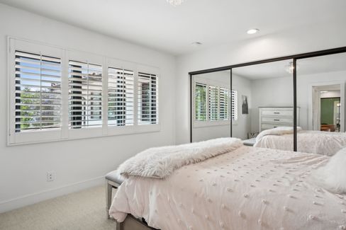 38-print-Via Victoria-0306-036