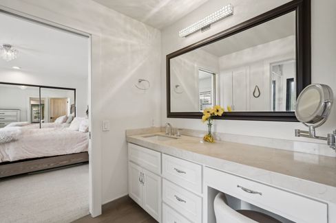 40-print-Via Victoria-0306-038