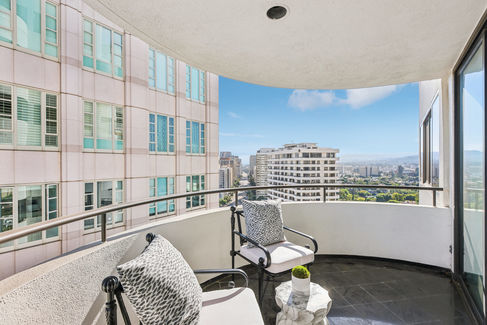 41-print-Wilshire Blvd-L2307-041