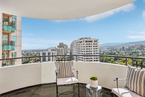 43-print-Wilshire Blvd-L2307-043