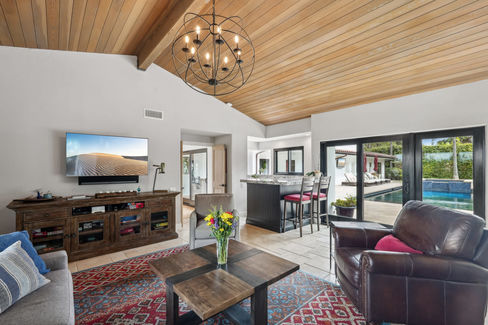 53-print-Via Victoria-0306-051