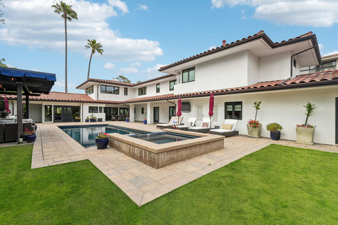 58-print-Via Victoria-0306-056