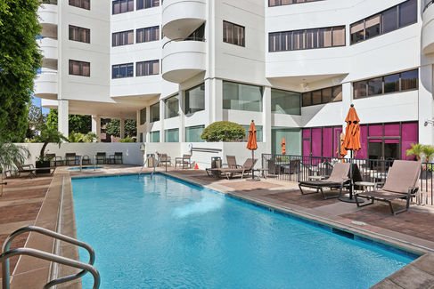 74-print-Wilshire Blvd-2307-909