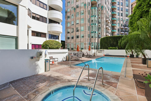 76-print-Wilshire Blvd-2307-911