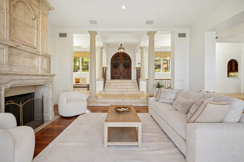 cb0f656d8a8b3bba95f264d30116749c-uncropped_scaled_within_1536_1152