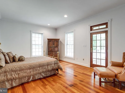 215d57ce5cd878e33e4a64eef32f01a4-cc_ft_960