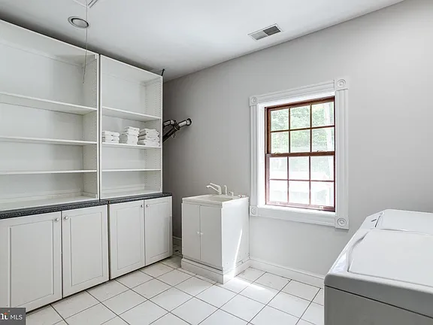 42cfc674bc758652c88f425140b04df9-cc_ft_576