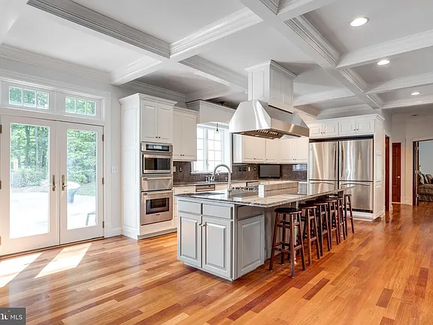 9f21b5dbc8a7308d05c8996eb3a83282-cc_ft_576