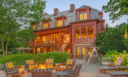 Billionaire Colts Owner Jim Irsay’s $19.9 Million Lakefront Home Hits …