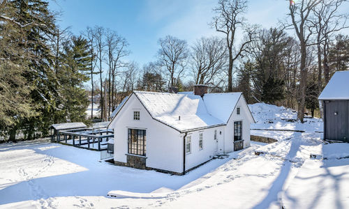 Chris Simms Looks to Sell His Connecticut Estate &hellip;