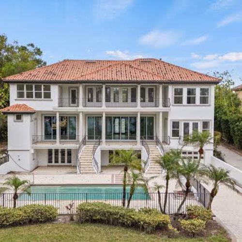 Antonio Brown’s Former Florida Mansion Sells For $4 Million