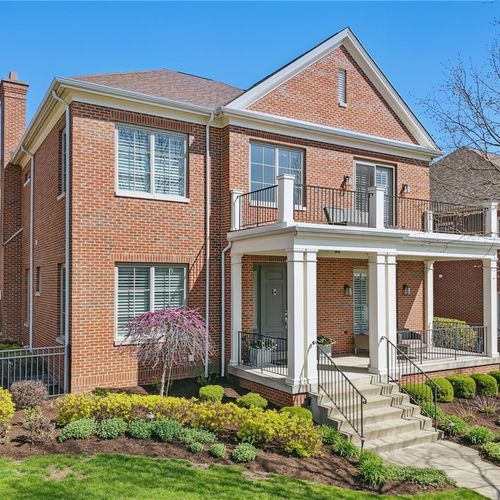 Why Should You Trust a Real Estate Agent with Your Property Sale?