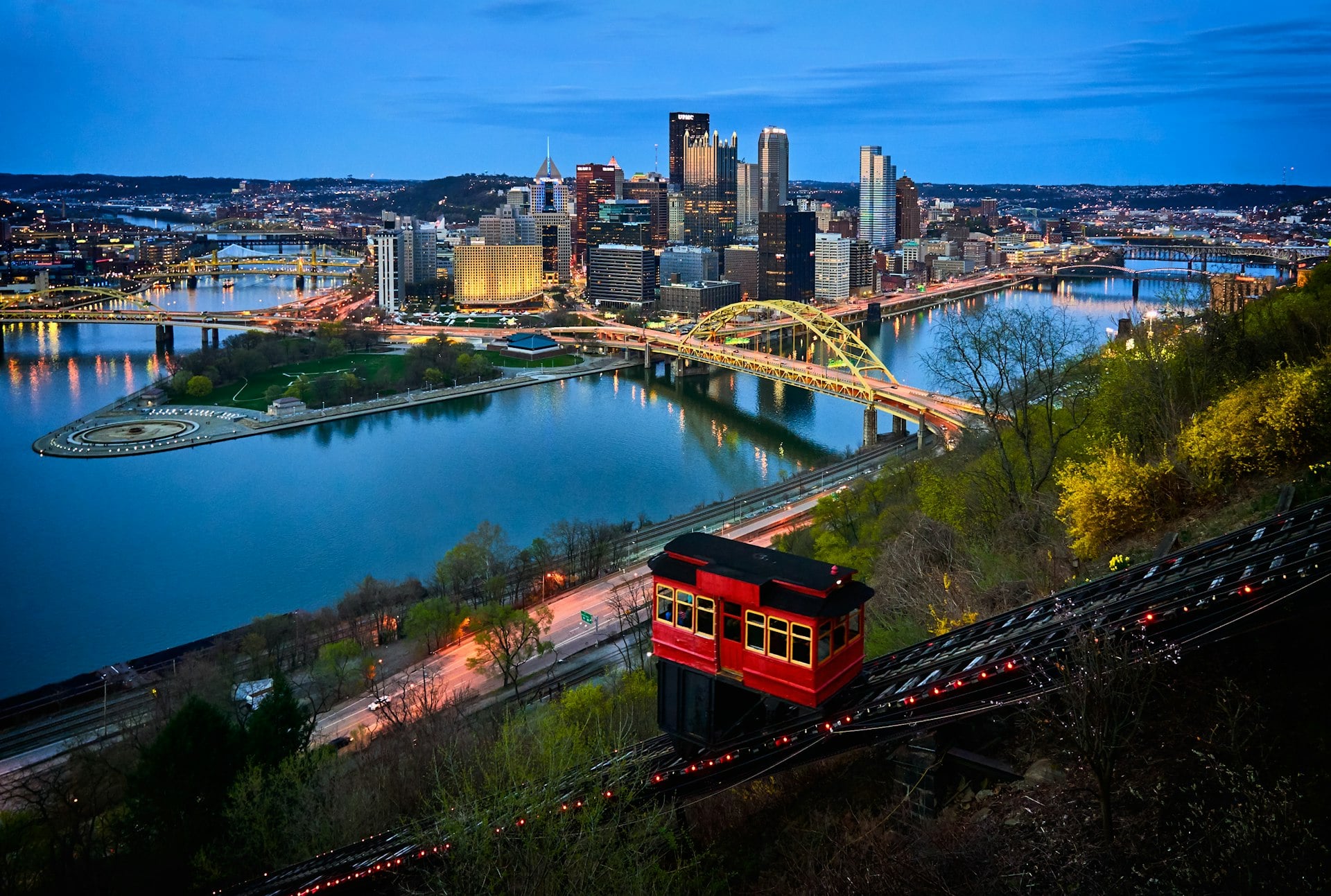 Is Pittsburgh a good place to live aerial bridges skyline