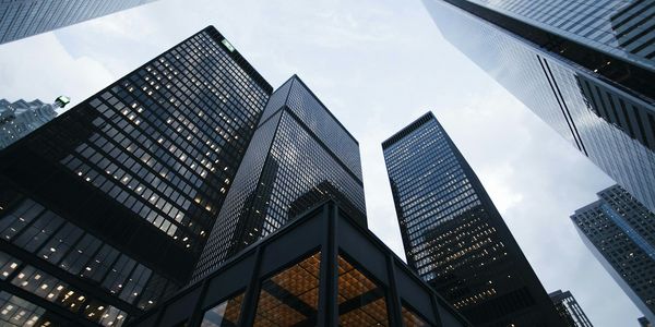 Real Estate Team Management Software: 2026 Guide