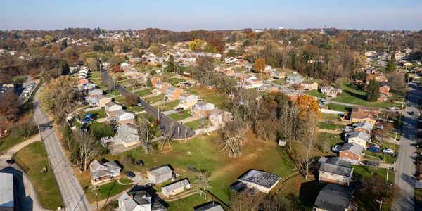Families Are Flocking to the Best Neighborhoods in &hellip;