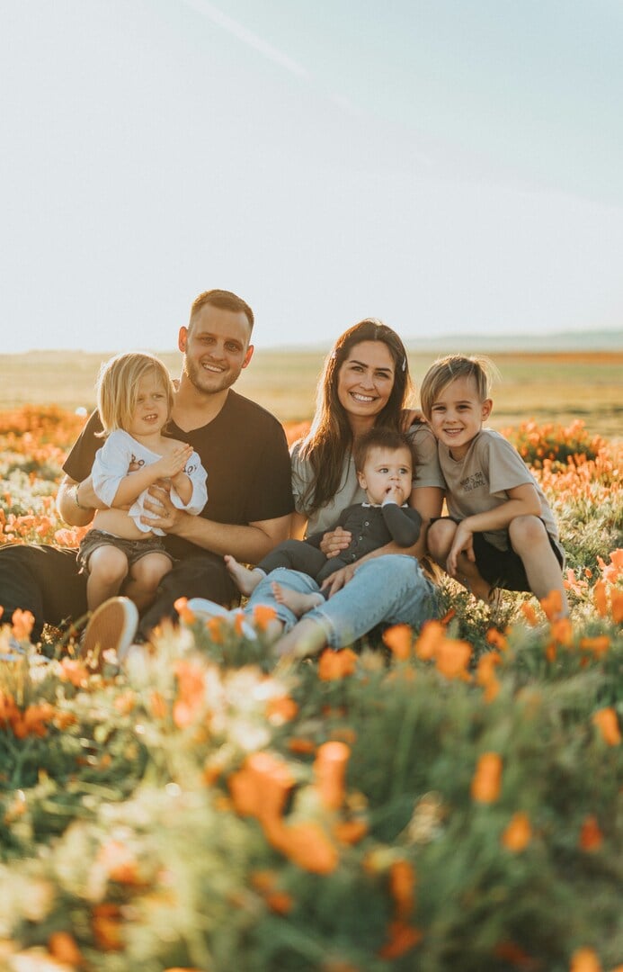 happy-family-in-a-field
