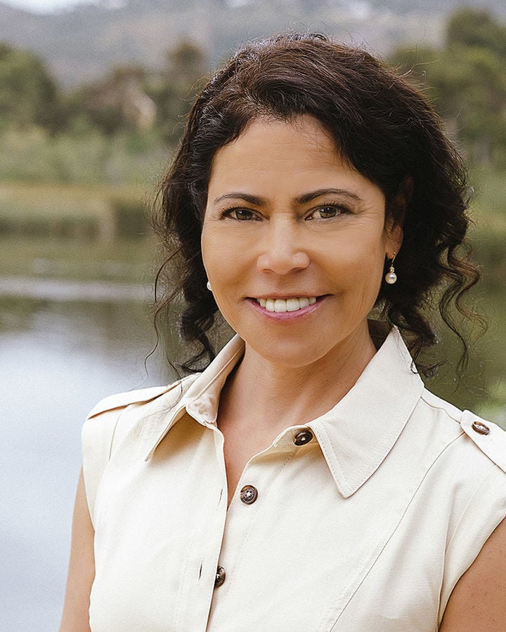 Jennifer Thomas