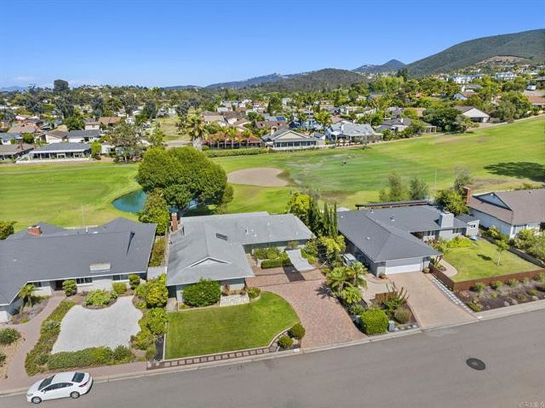 400097147-06a1ecb8-7f44-45fc-aa2c-a686cfc19866